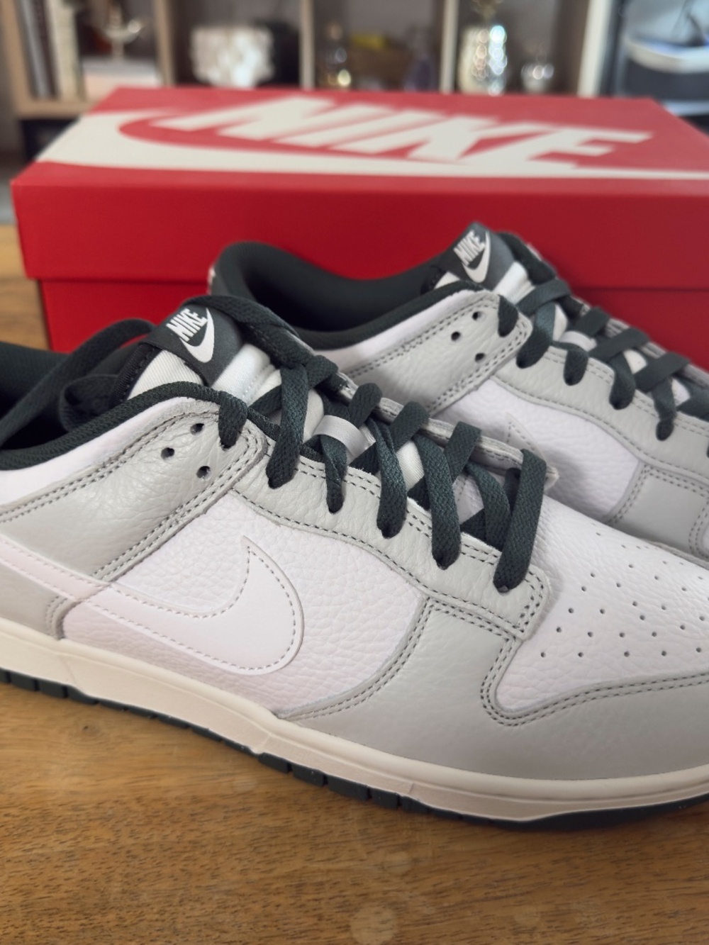 Nike Dunk Low Retro SE Photon Dust Vintage Green HF2874-001 Size 11 New